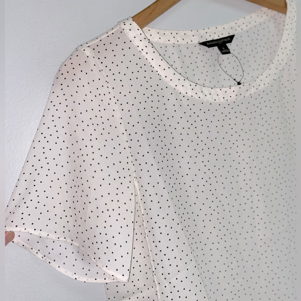 NWOT BANANA REPUBLIC TOP - SMALL - Picture 2 of 7